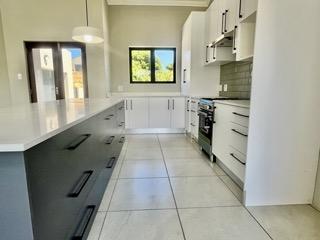 3 Bedroom Property for Sale in Reebok Western Cape